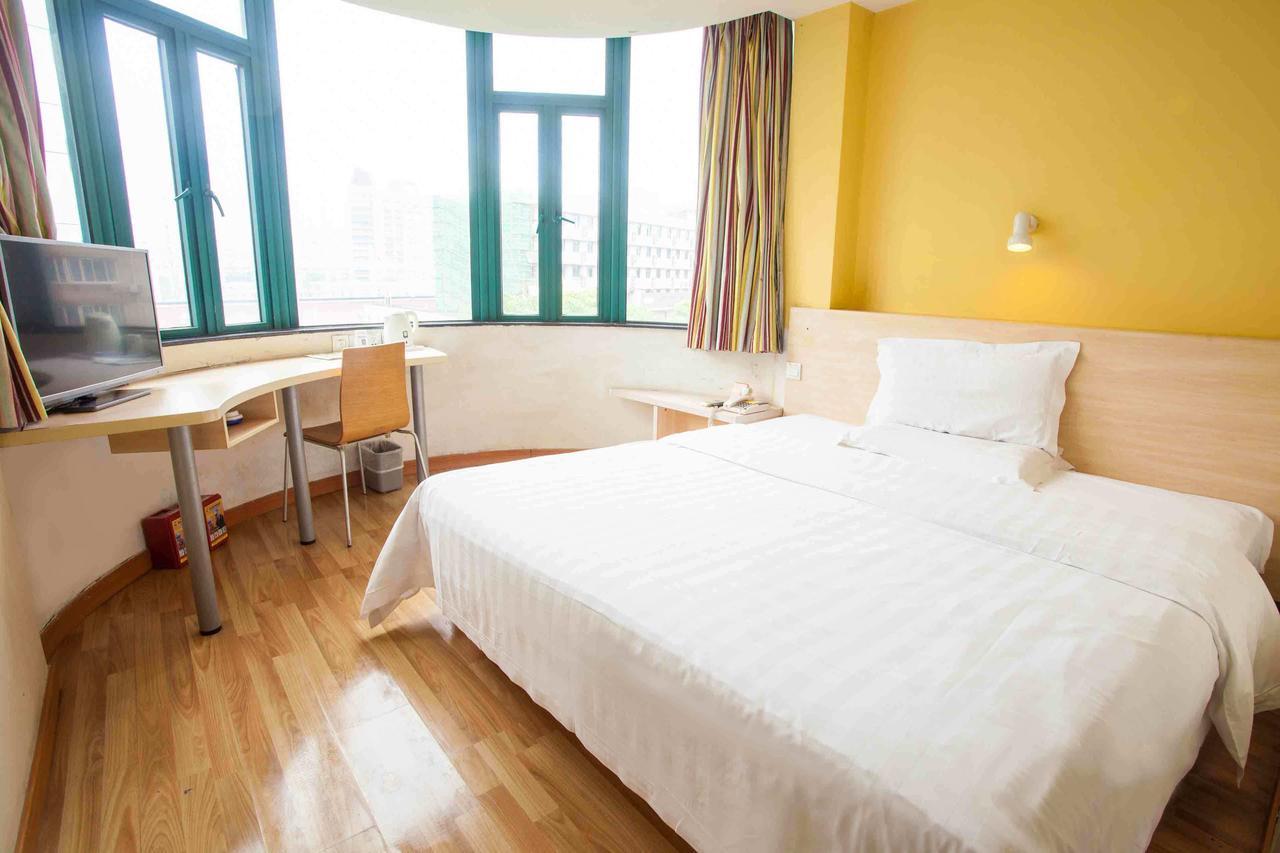 7Days Inn Changchun Renmin Avenue Pingquan Road エクステリア 写真