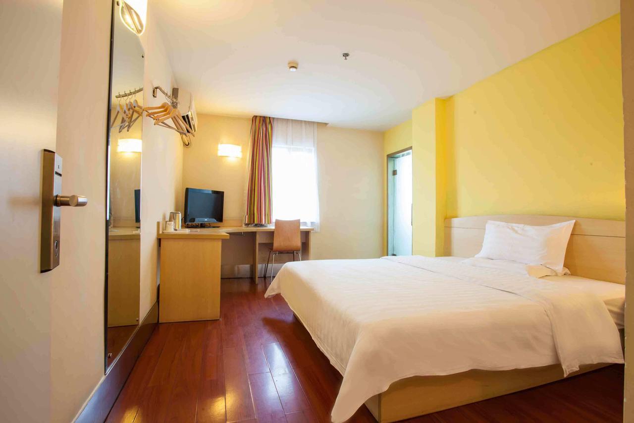 7Days Inn Changchun Renmin Avenue Pingquan Road エクステリア 写真